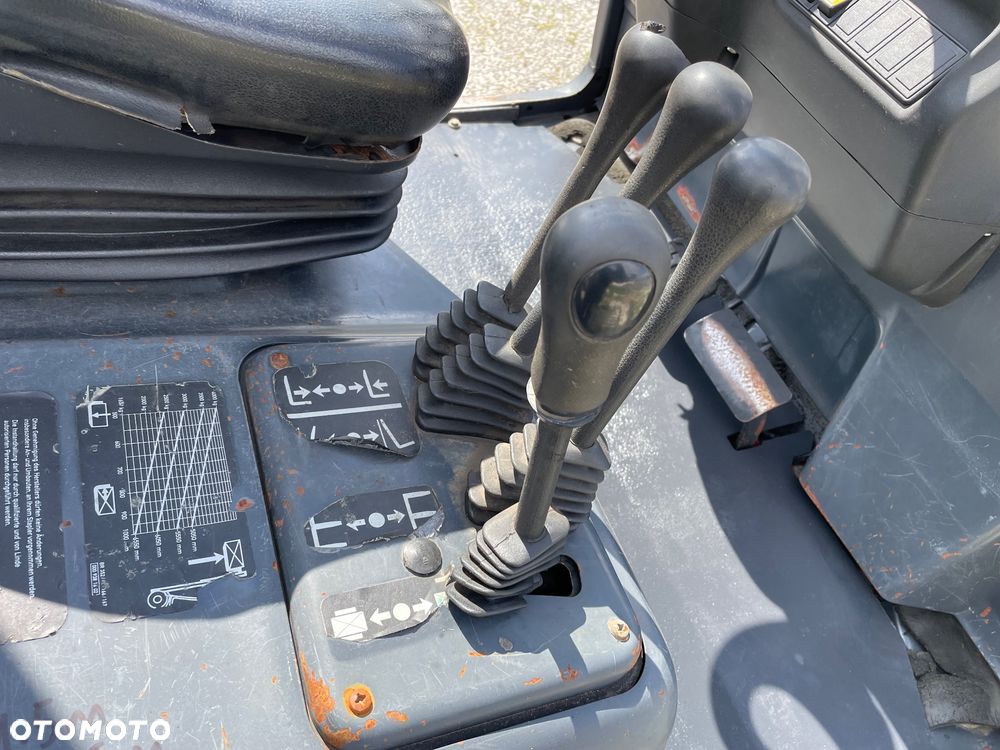 Linde H 40 D Udźwig 4 T Silnik Perkins Diesel Nowosprowadzony z Francji - 12