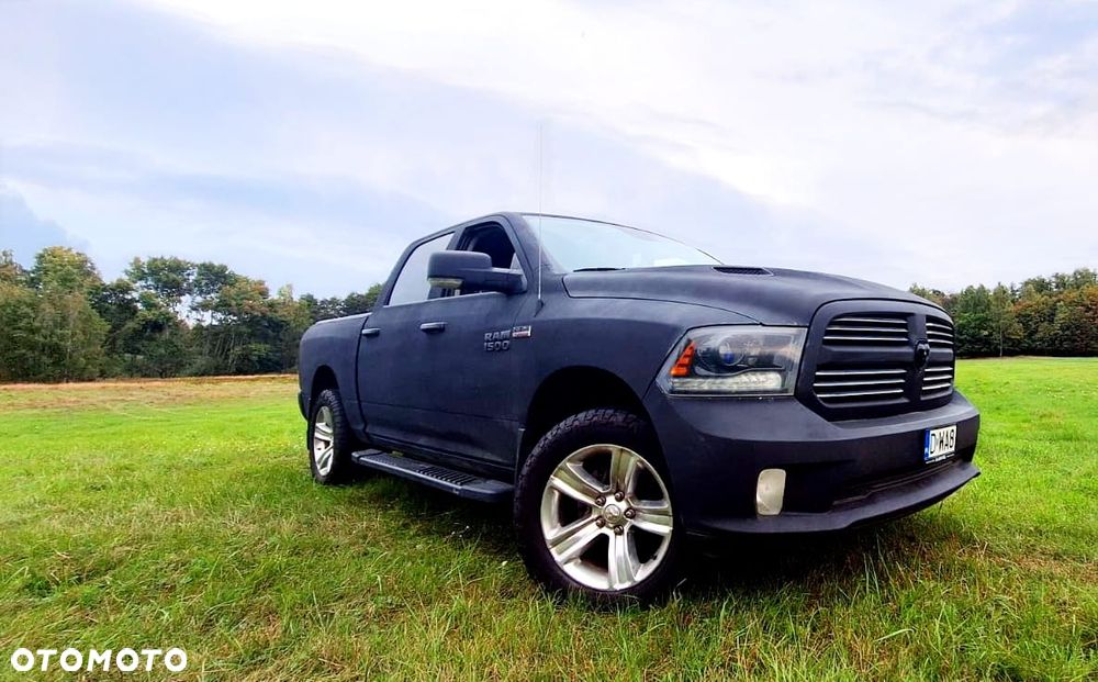 Dodge RAM 5.7 4x4 - 1