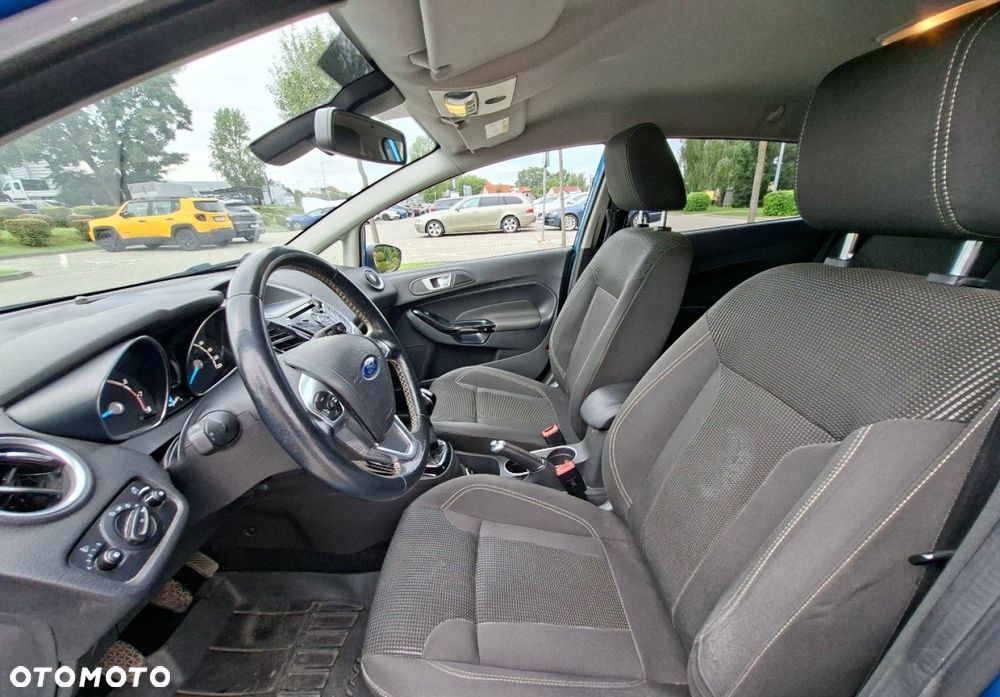 Ford Fiesta - 18