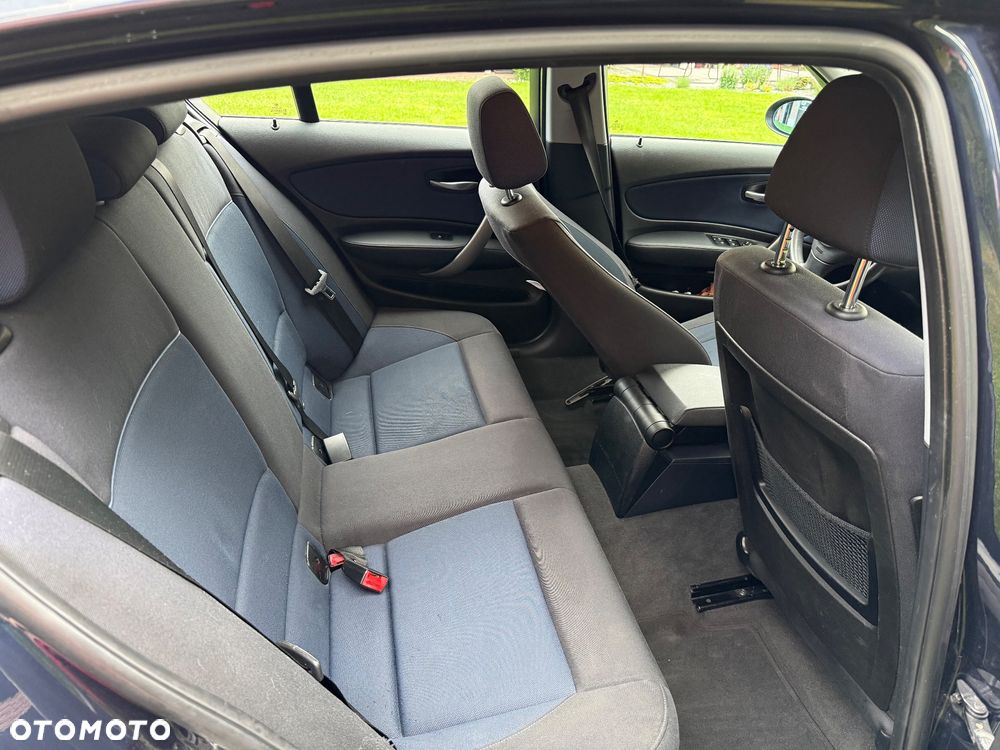 BMW Seria 1 116i - 15