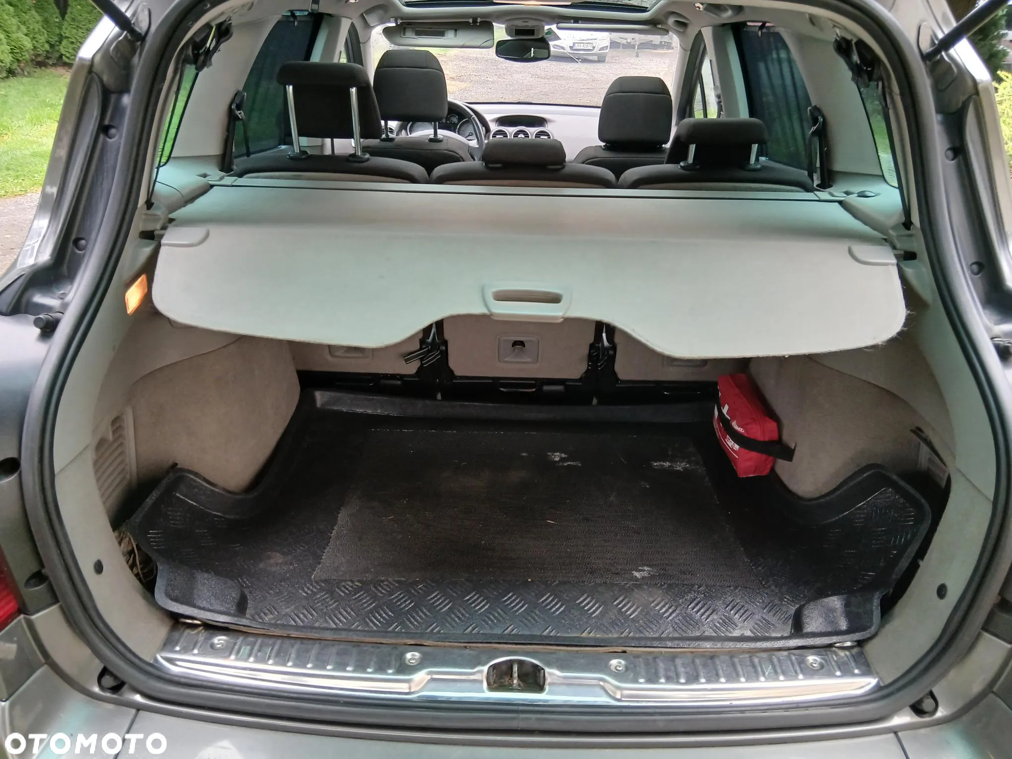 Peugeot 308 HDi FAP 110 Premium - 11