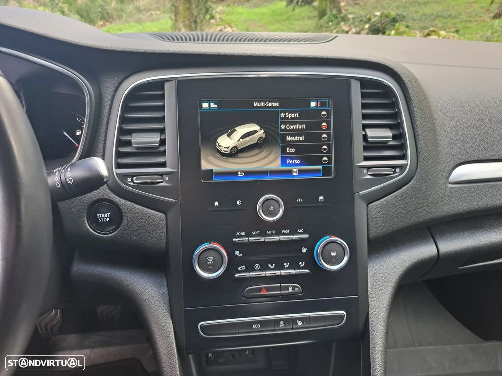 Renault Mégane TCe 140 GPF INTENS - 26