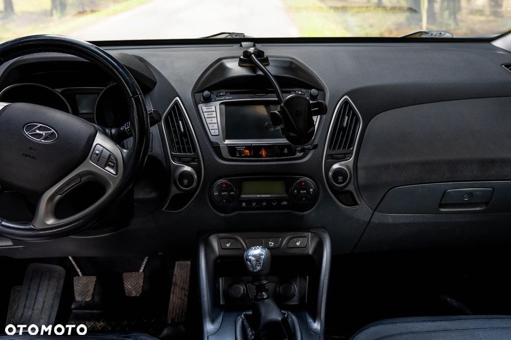 Hyundai ix35 2.0 CRDi 4WD Premium - 12