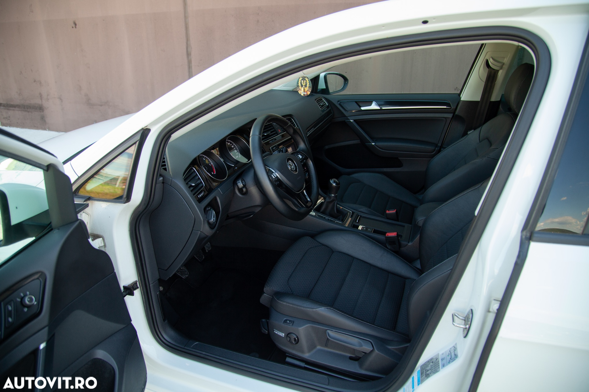 Volkswagen Golf 2.0 TDI (BlueMotion Technology) Highline - 17
