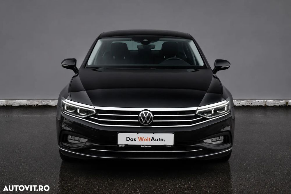 Volkswagen Passat 2.0 TDI DSG Comfortline - 10