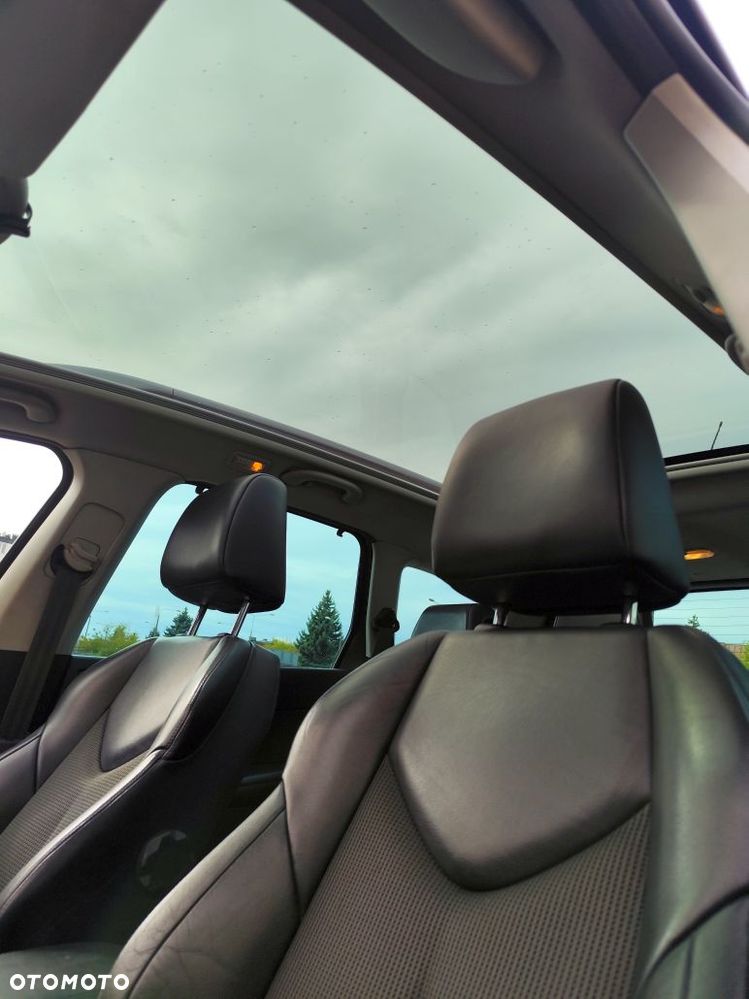 Peugeot 308 2.0 HDi Allure - 16