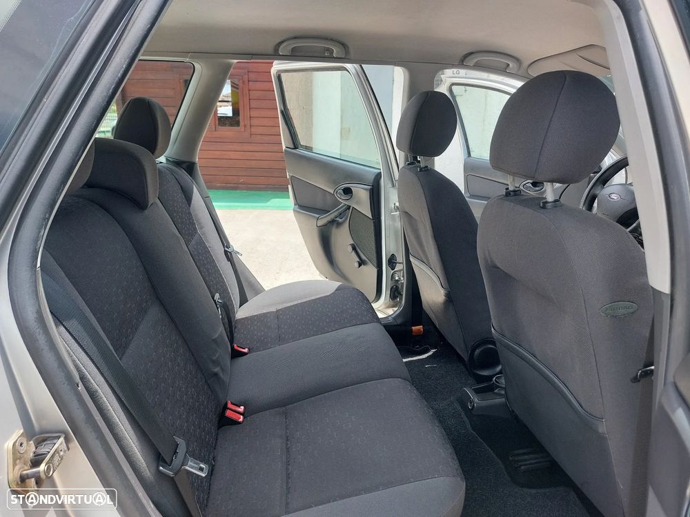 Ford Focus SW 1.4 X-Trend - 12