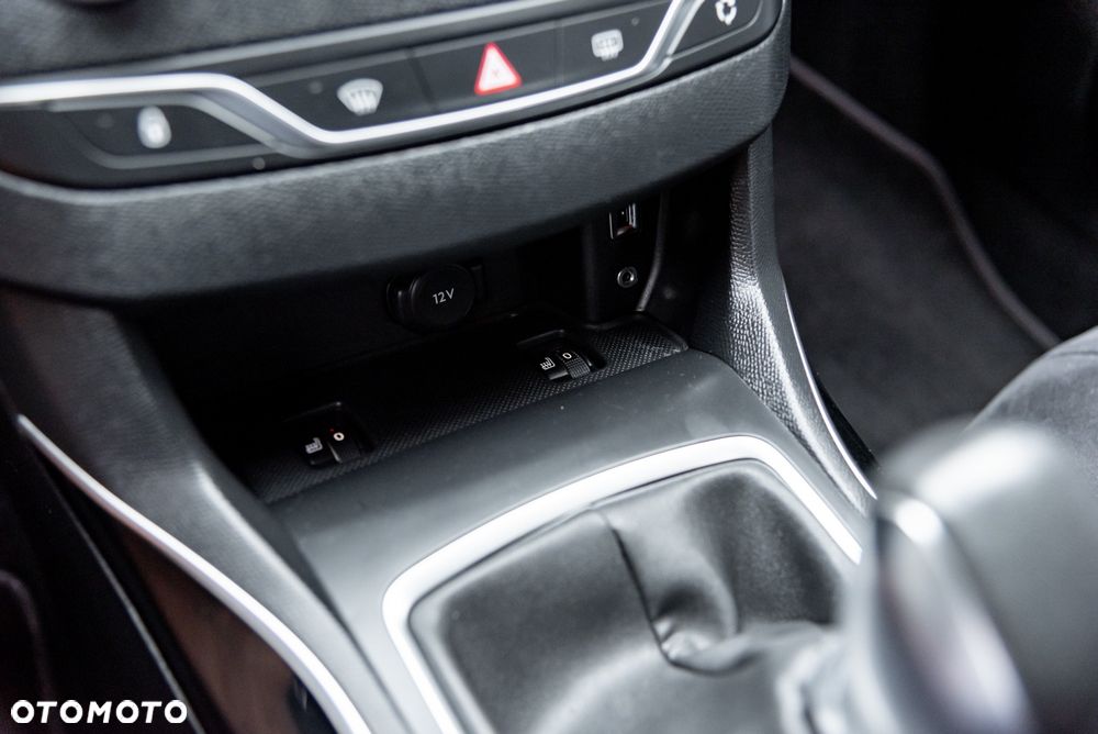 Peugeot 308 - 32