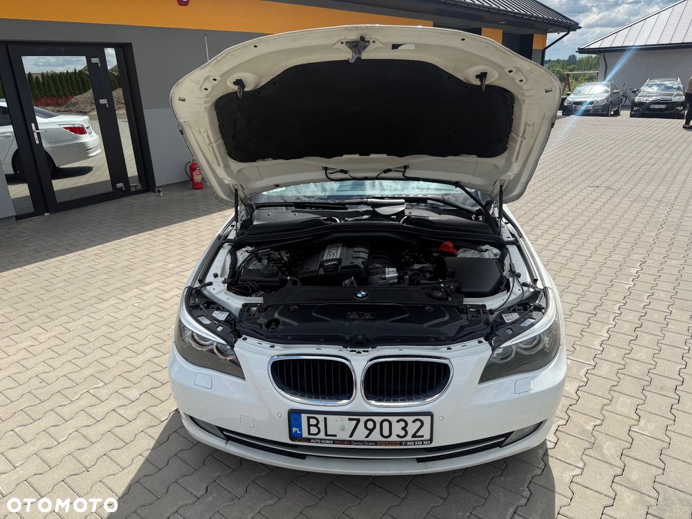 BMW Seria 5 520i Edition Exclusive - 14