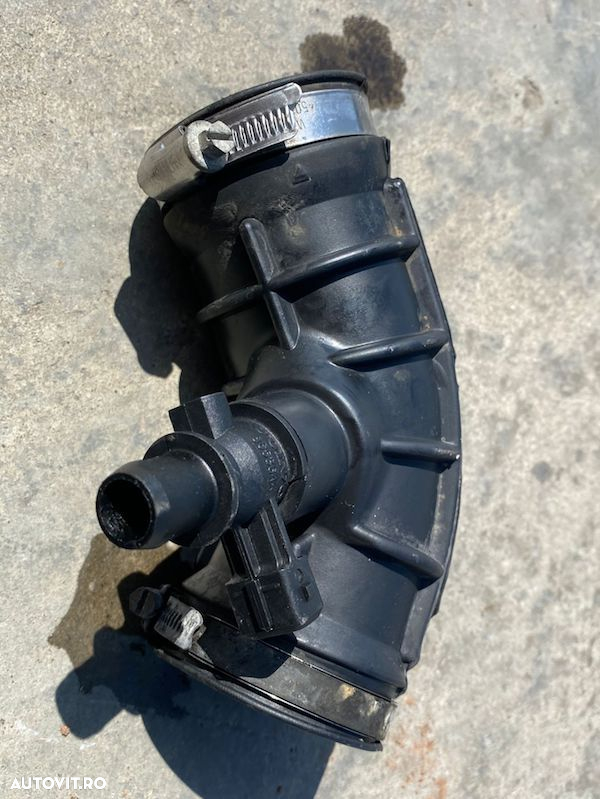 Furtun Admisie Aer Volvo S60 S80 V70 XC70 XC90 30636854 - 3