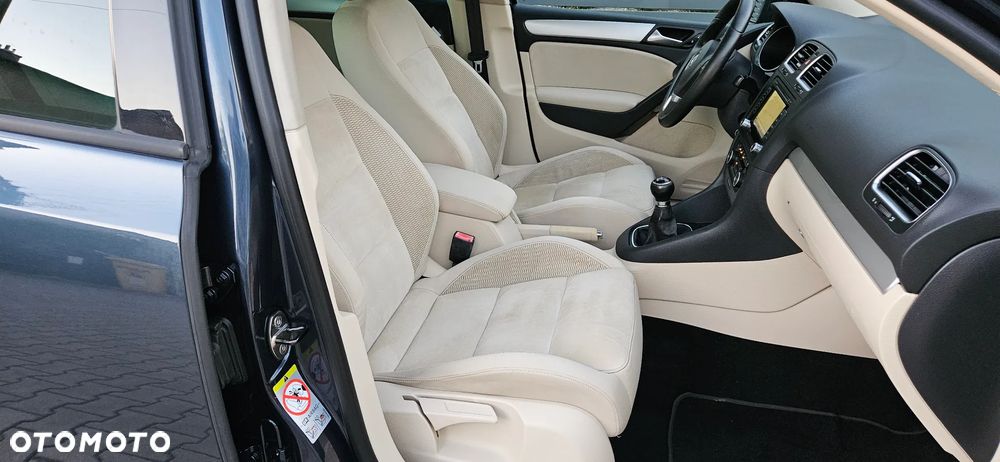 Volkswagen Golf - 20