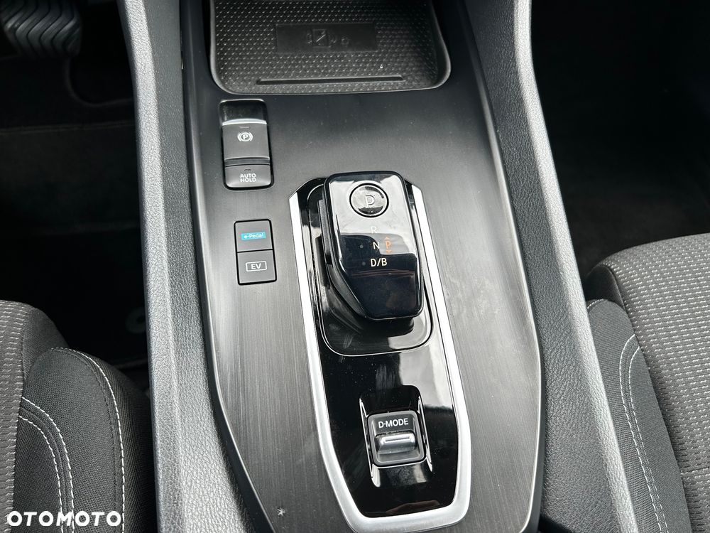 Nissan Qashqai 1.5 e-POWER N-Connecta - 33