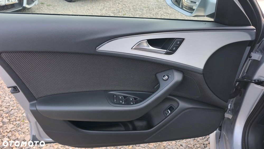 Audi A6 Avant 2.0 TDI quattro S tronic - 17