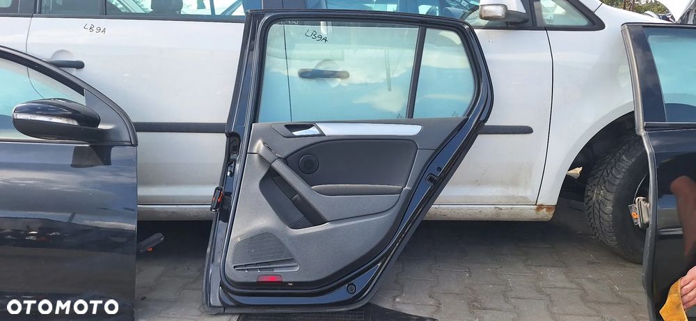 VW Golf VI HB Drzwi Tył Tylnie Prawe Kod Lakieru LC9X - 12