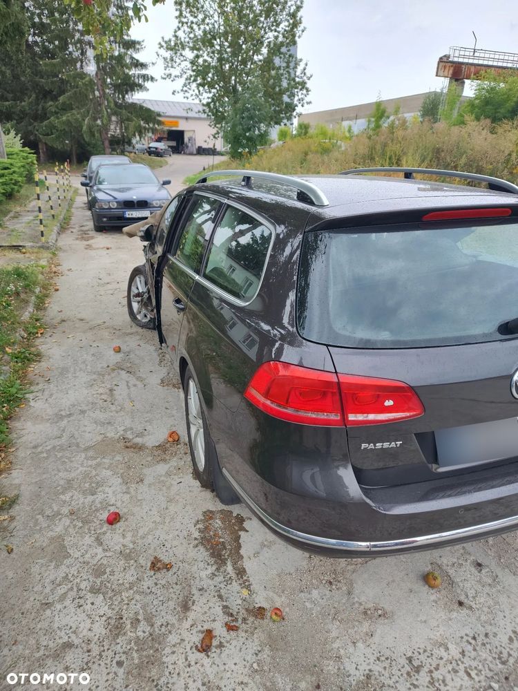 Volkswagen Passat 2.0 TDI DPF Comfortline - 8