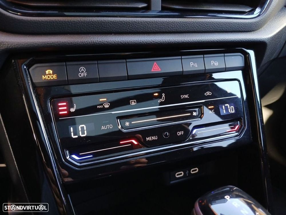 VW T-Roc 2.0 TDI R-Line DSG - 30