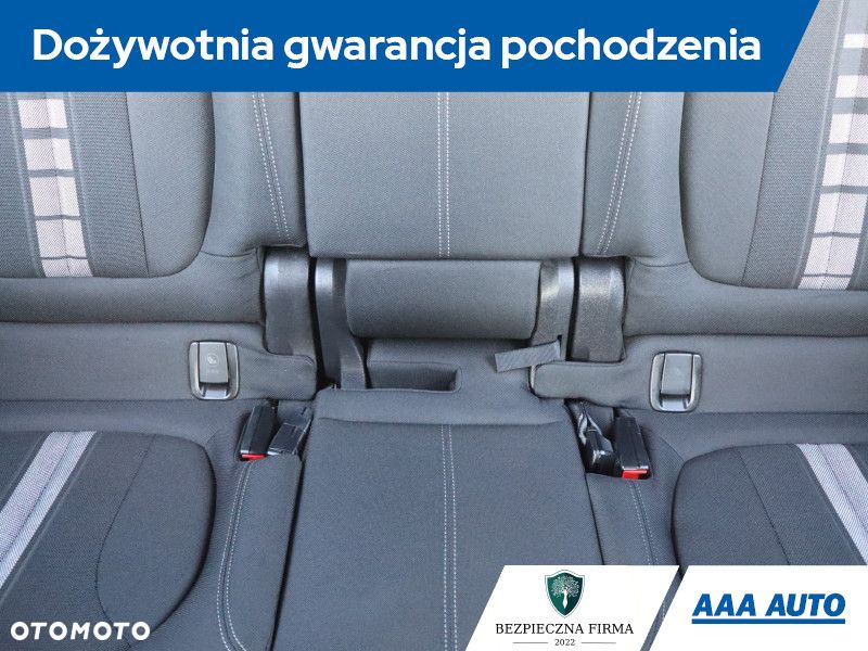 BMW Seria 2 - 11
