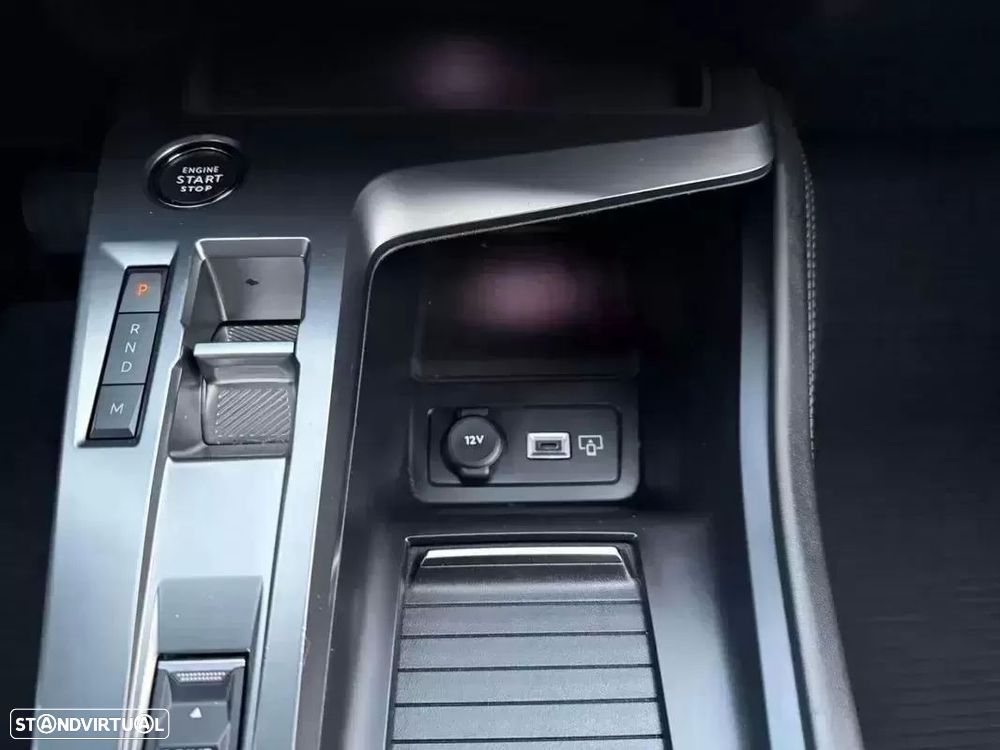 Peugeot 308 1.5 BlueHDi Allure EAT8 - 24