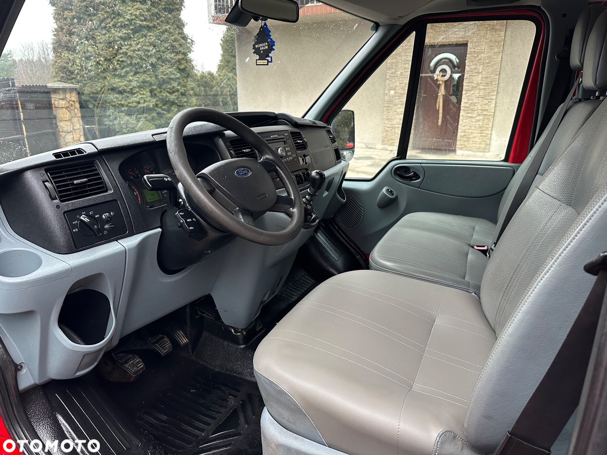 Ford Transit - 9