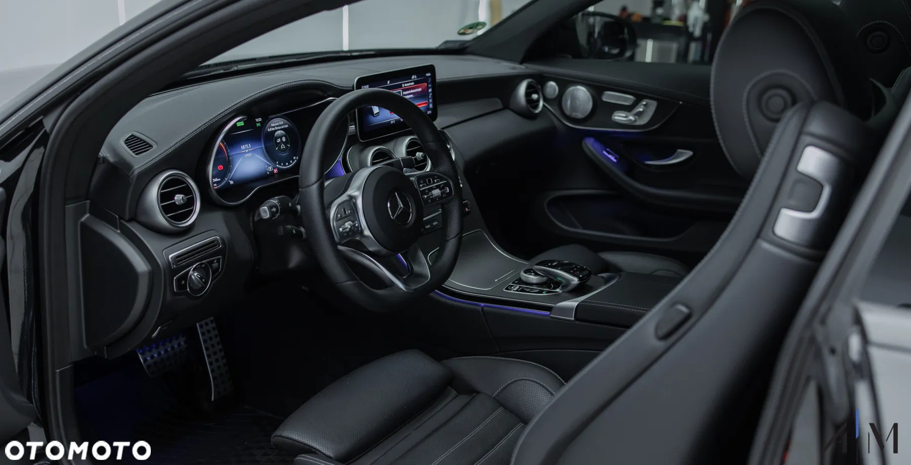 Mercedes-Benz Klasa C 300 9G-TRONIC - 23
