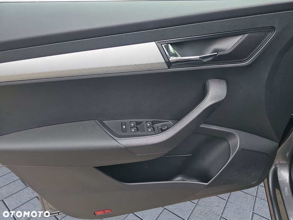 Skoda Karoq 1.5 TSI ACT Selection DSG - 14