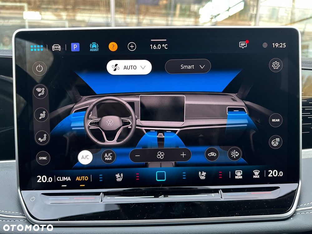 Volkswagen Passat - 20