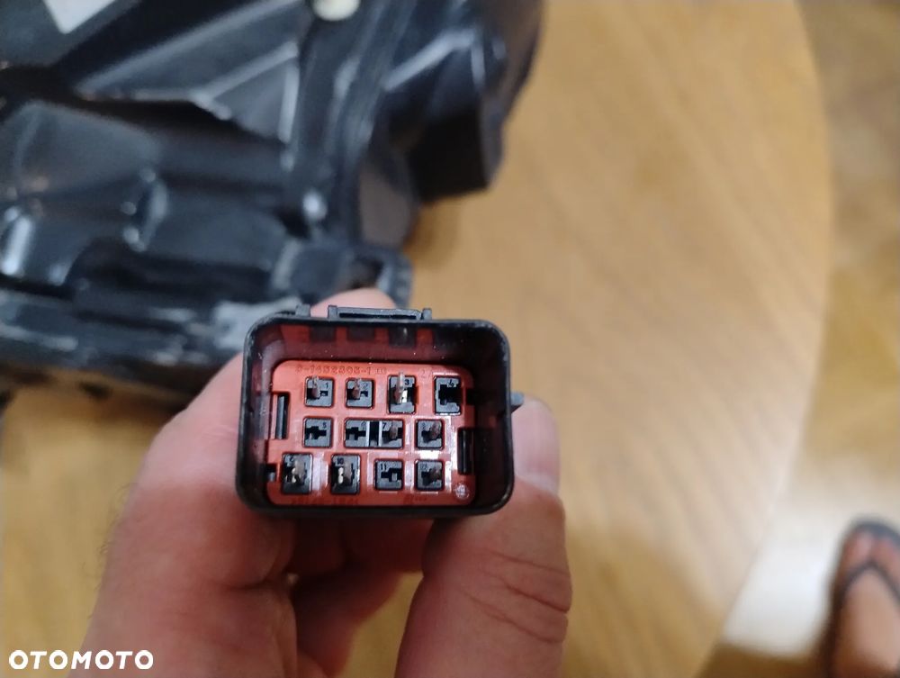 Lampa prawa Volvo XC60 USA 2013-2017 - 7