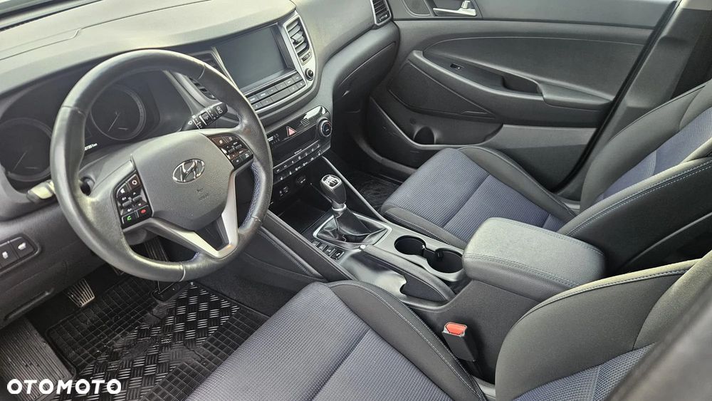 Hyundai Tucson 2.0 CRDi 4WD Intro Edition - 14