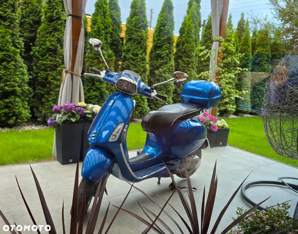 Piaggio Vespa - 2