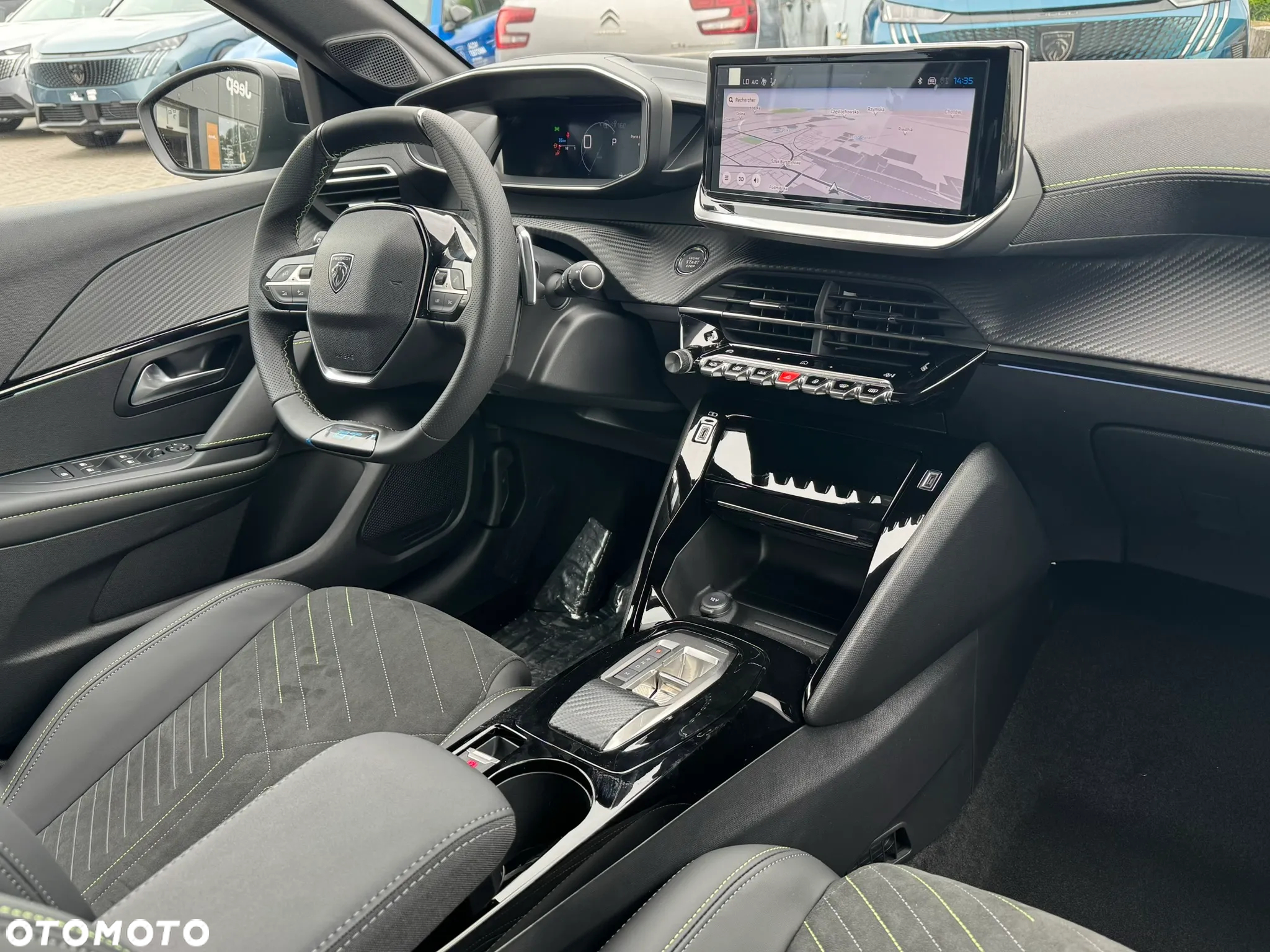 Peugeot 208 e-208 51kWh GT - 14
