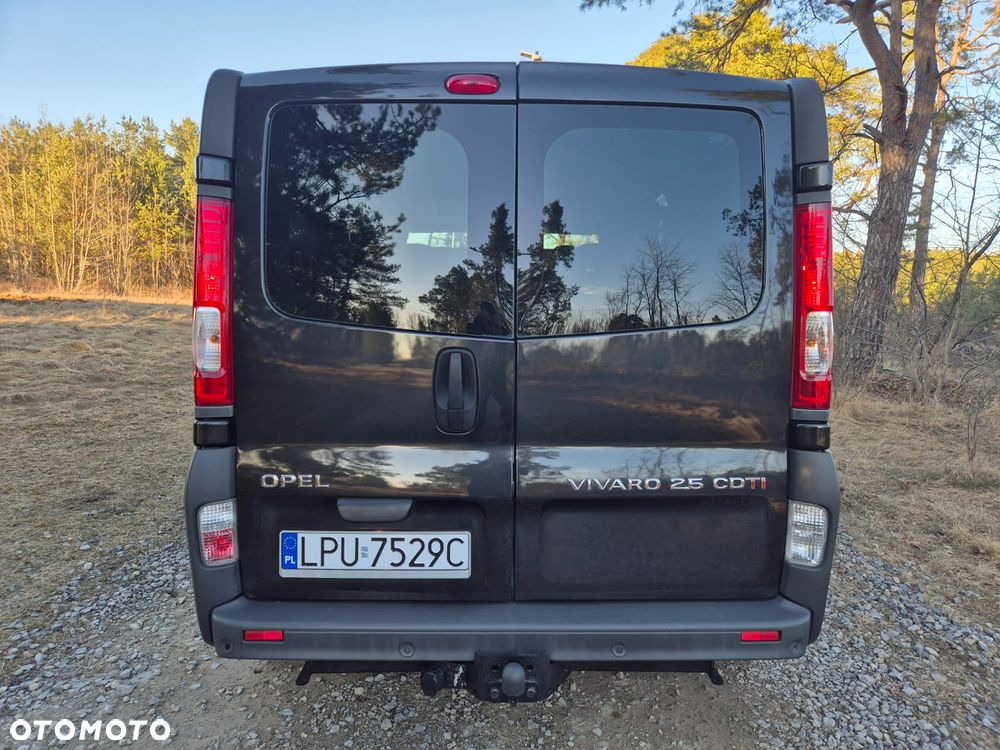 Opel Vivaro - 14