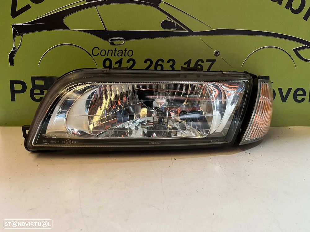 Nissan Almera N15 / FAROL ESQUERDO - FF806 - 1