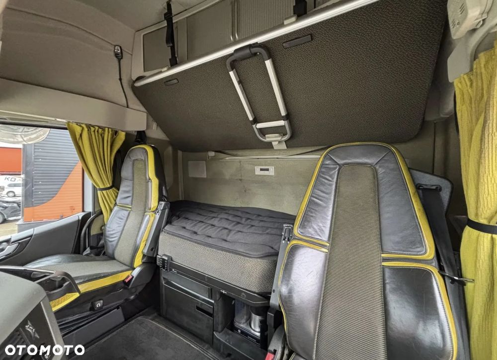 Volvo FH 650 8x4 / Palfinger 33002 / - 19