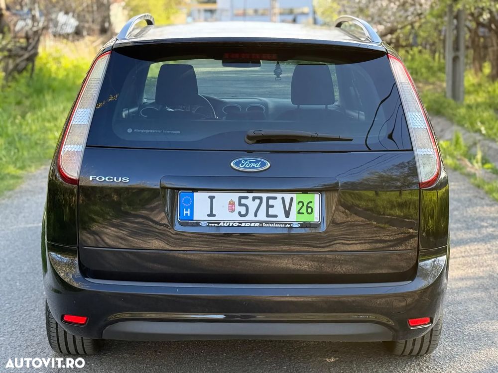 Ford Focus 1.6i 16V Trend - 6