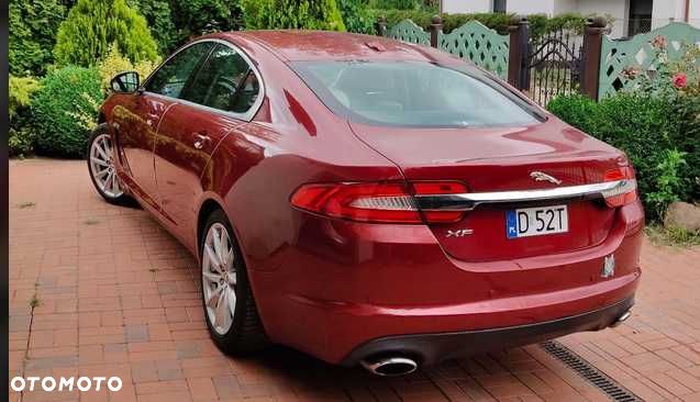 Jaguar XF - 5