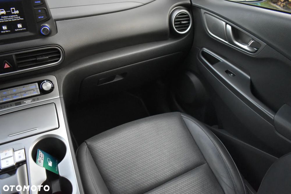 Hyundai Kona 64kWh Premium - 17