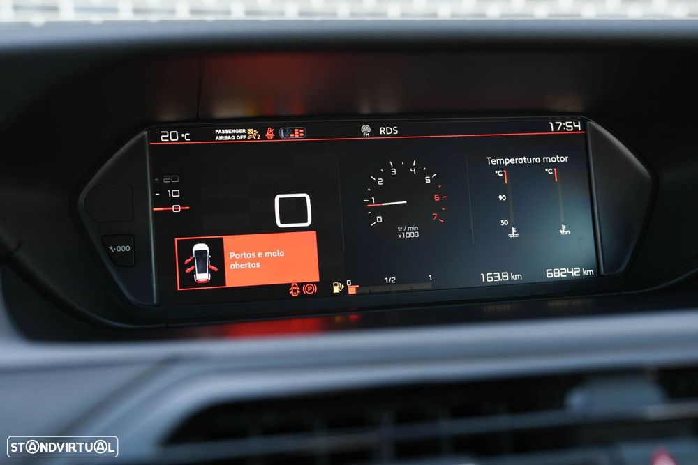 Citroën C4 Spacetourer 1.5 BlueHDi Shine — fotografia 31