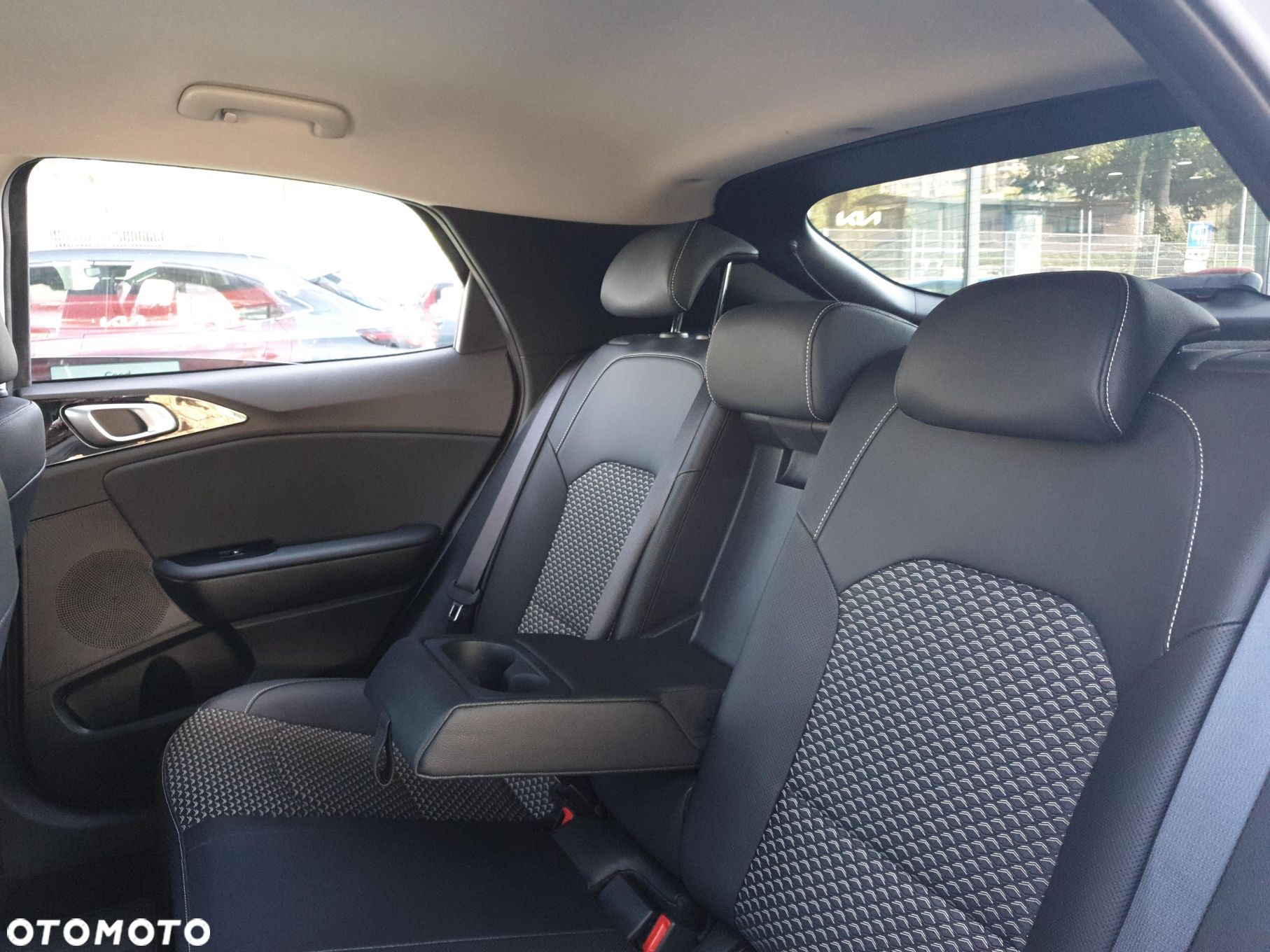 Kia XCeed 1.5 T-GDI L - 16