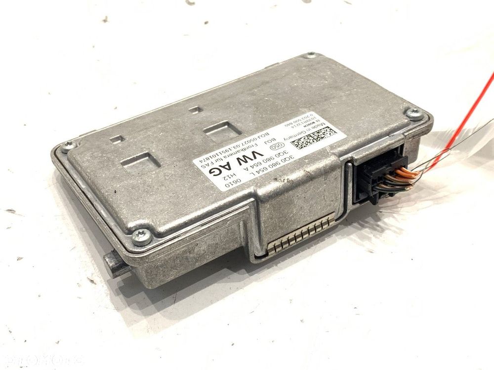 KAMERA SZYBY PRZEDNIEJ  VW T-ROC (A11) 2017 - 2022 2.0 TDI 110 kW [150 KM] olej napędowy 2018 - - 2