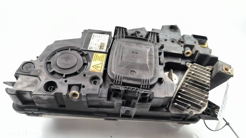 LAMPA LEWA PRZÓD VOLVO FH II FH5 500 22239247 - 6