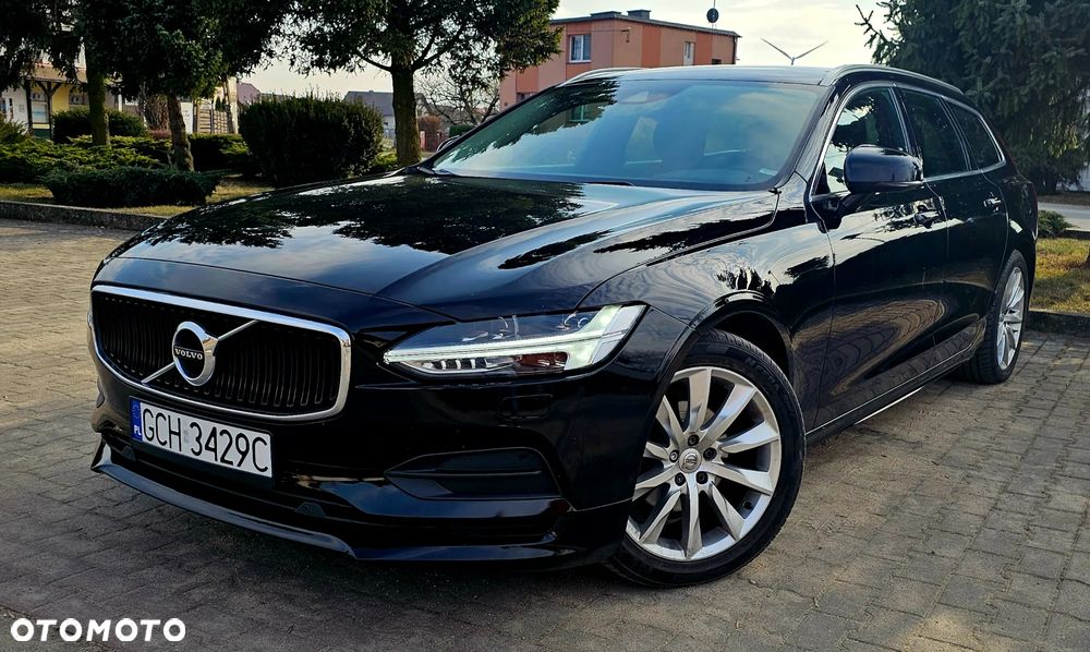 Volvo V90 D4 Geartronic Momentum Pro - 1