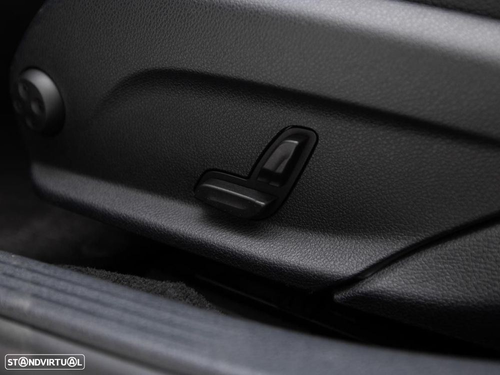 Mercedes-Benz C 300 - 19