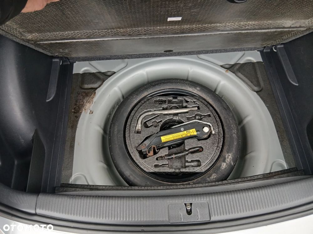 Volkswagen Golf Plus 2.0 TDI DPF Comfortline - 5