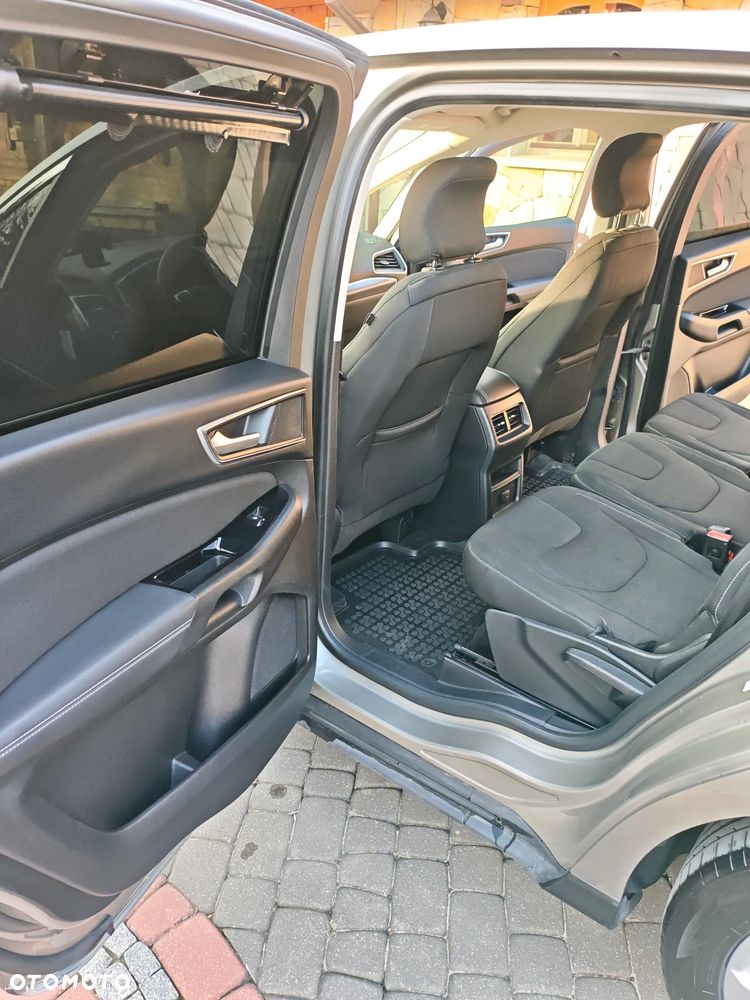 Ford S-Max - 14