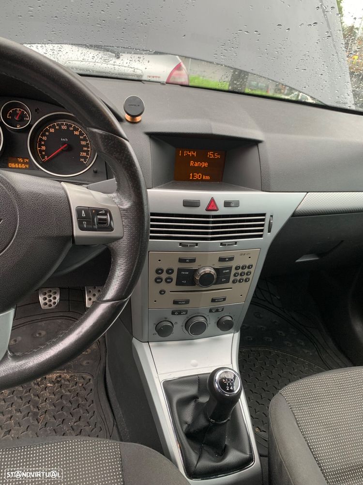 Opel Astra GTC 1.3 CDTI - 12