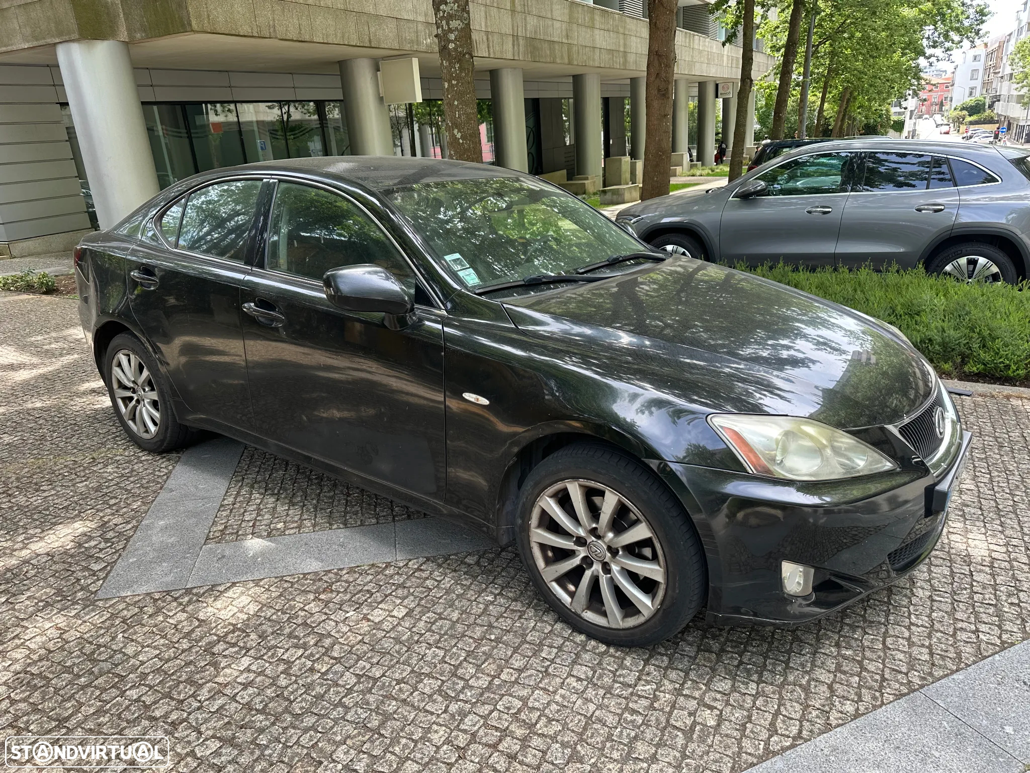 Lexus IS 220 d Luxury 48 - 9
