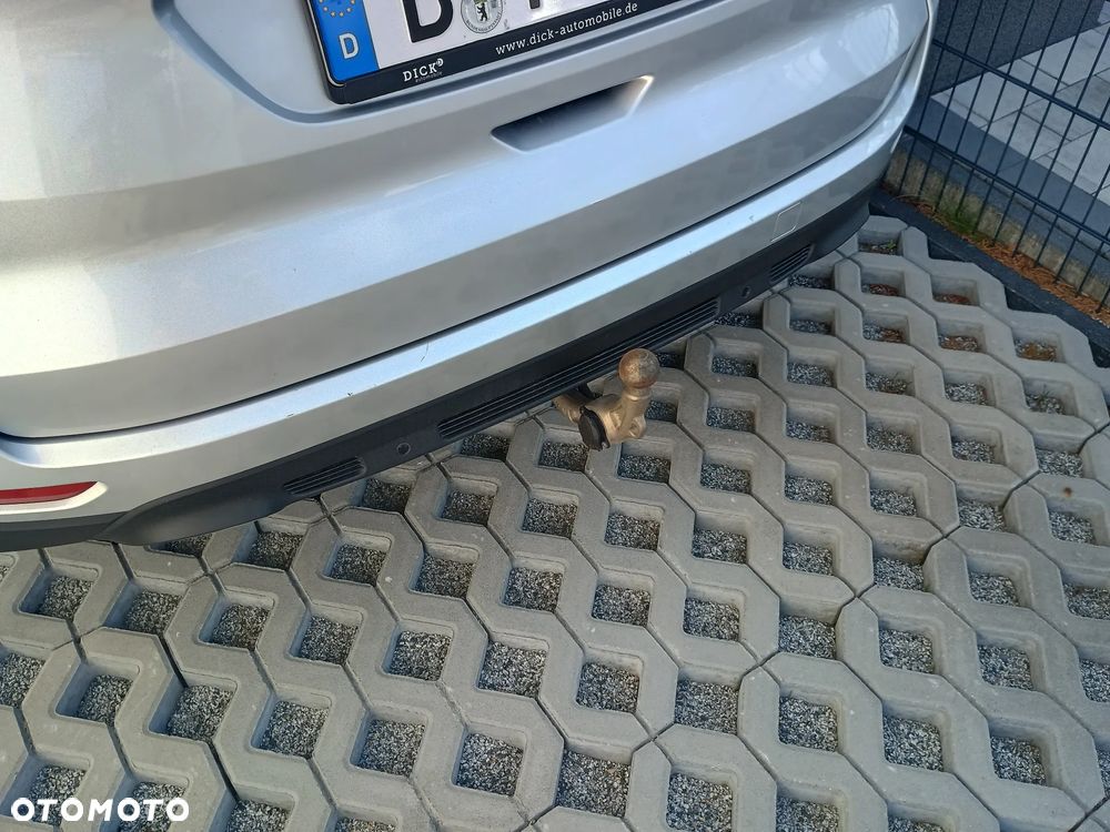 Ford S-Max - 10