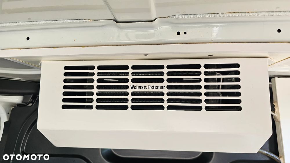 Ford TRANSIT CUSTOM - 24