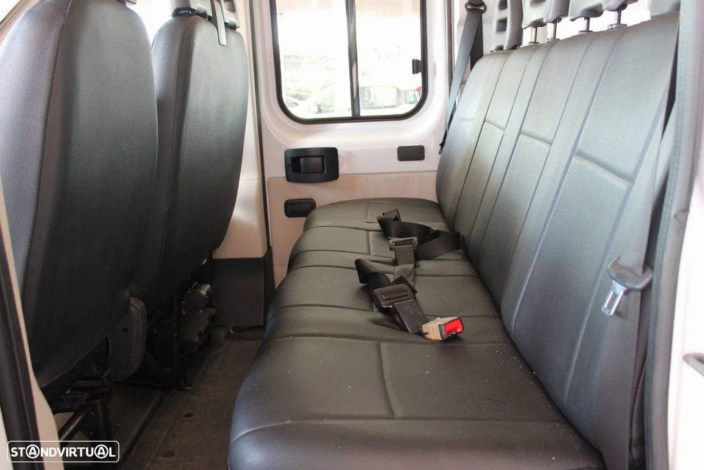 Fiat Ducato 2.3 Cabine dupla Tribasculante - 14
