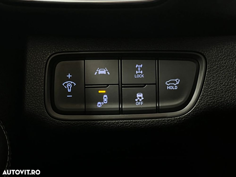 Hyundai Santa Fe - 21